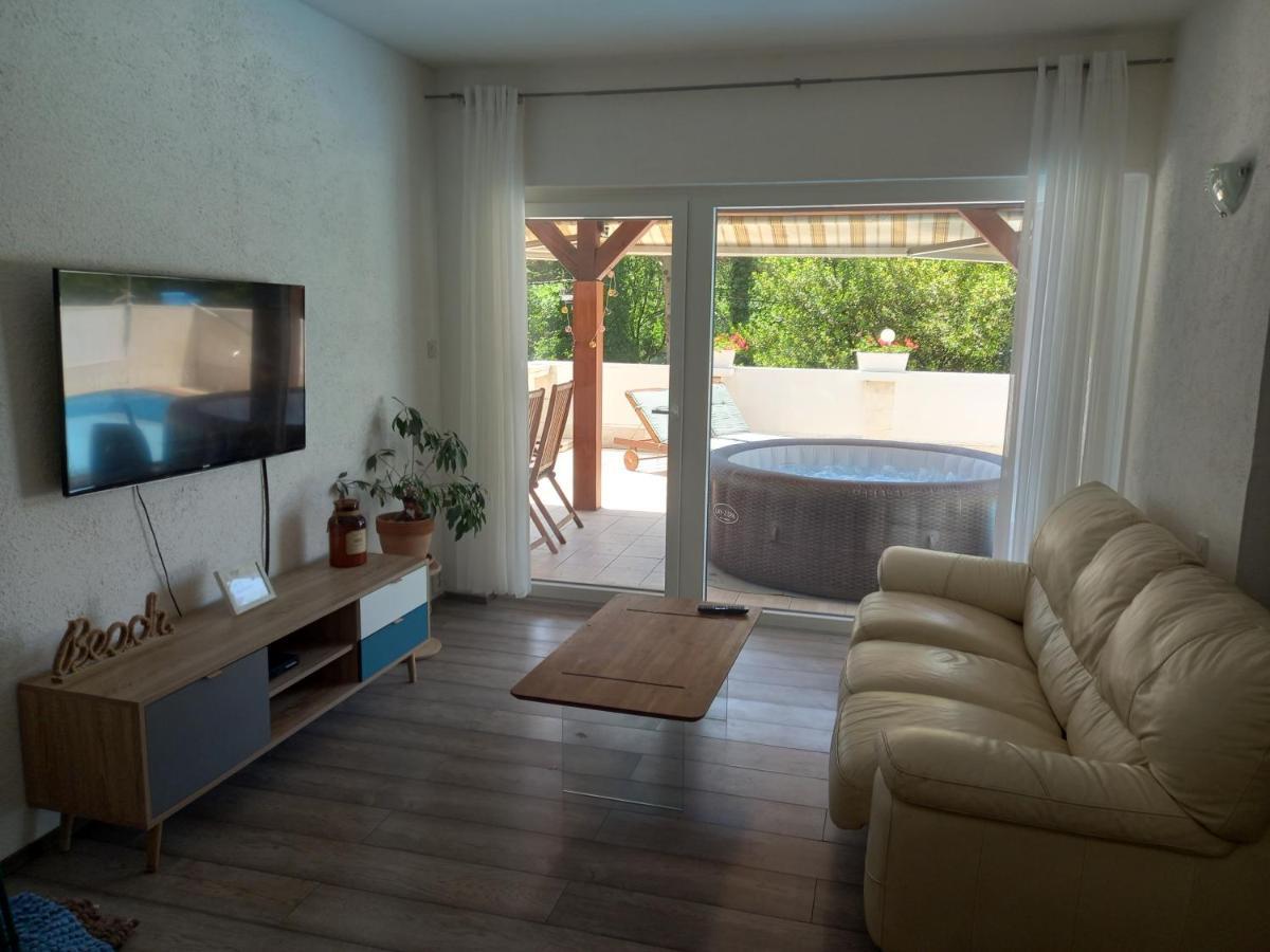 Vila Brig 108 - Private Swimming Pool And Jacuzzi Rijeka Zewnętrze zdjęcie